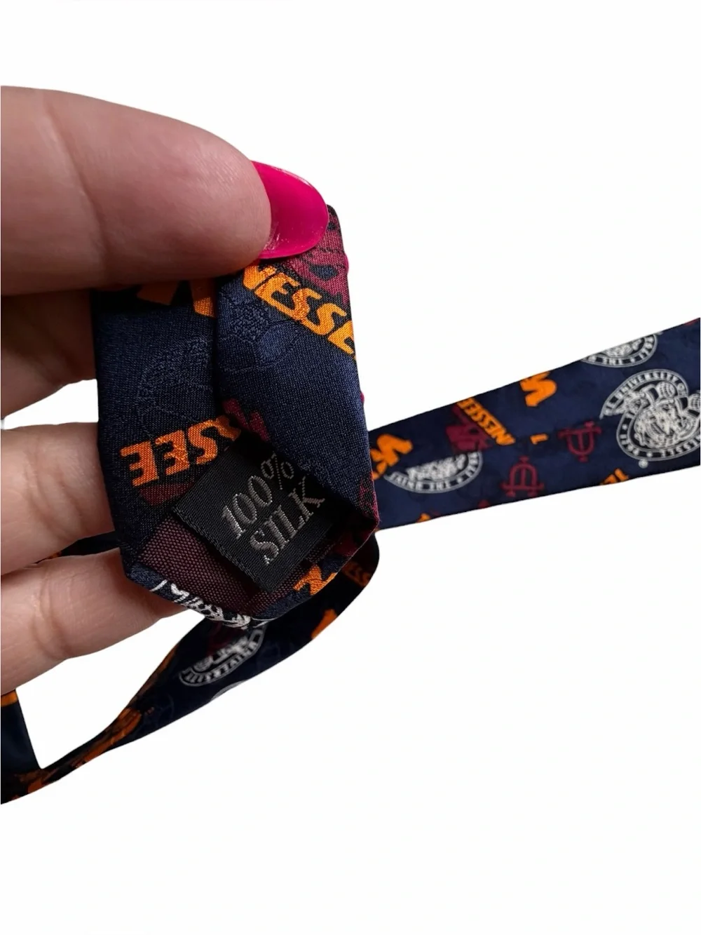 Vintage 90s Wembley University of Tennessee Volunteers Men's Silk Tie Crest UT